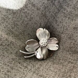 3D vintage sterling silver Dogwood flower rhodium plated HSB designer figural